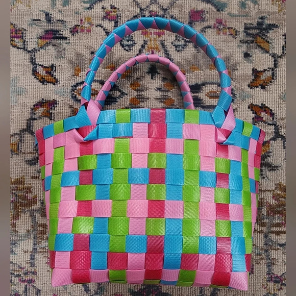 NEW, Summer Rainbow-colored Woven Basket Bag, Cute Hand-held Mini Bag - Picture 2 of 12